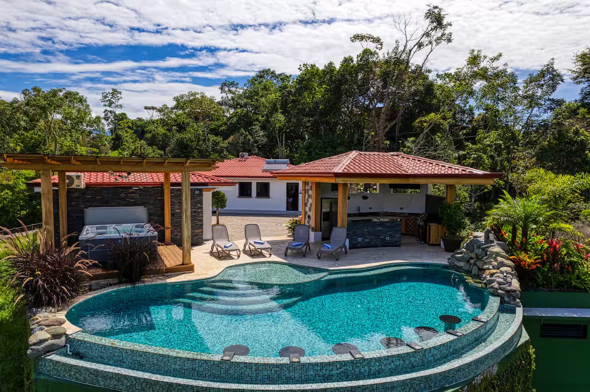 River Song Villa — photo 40